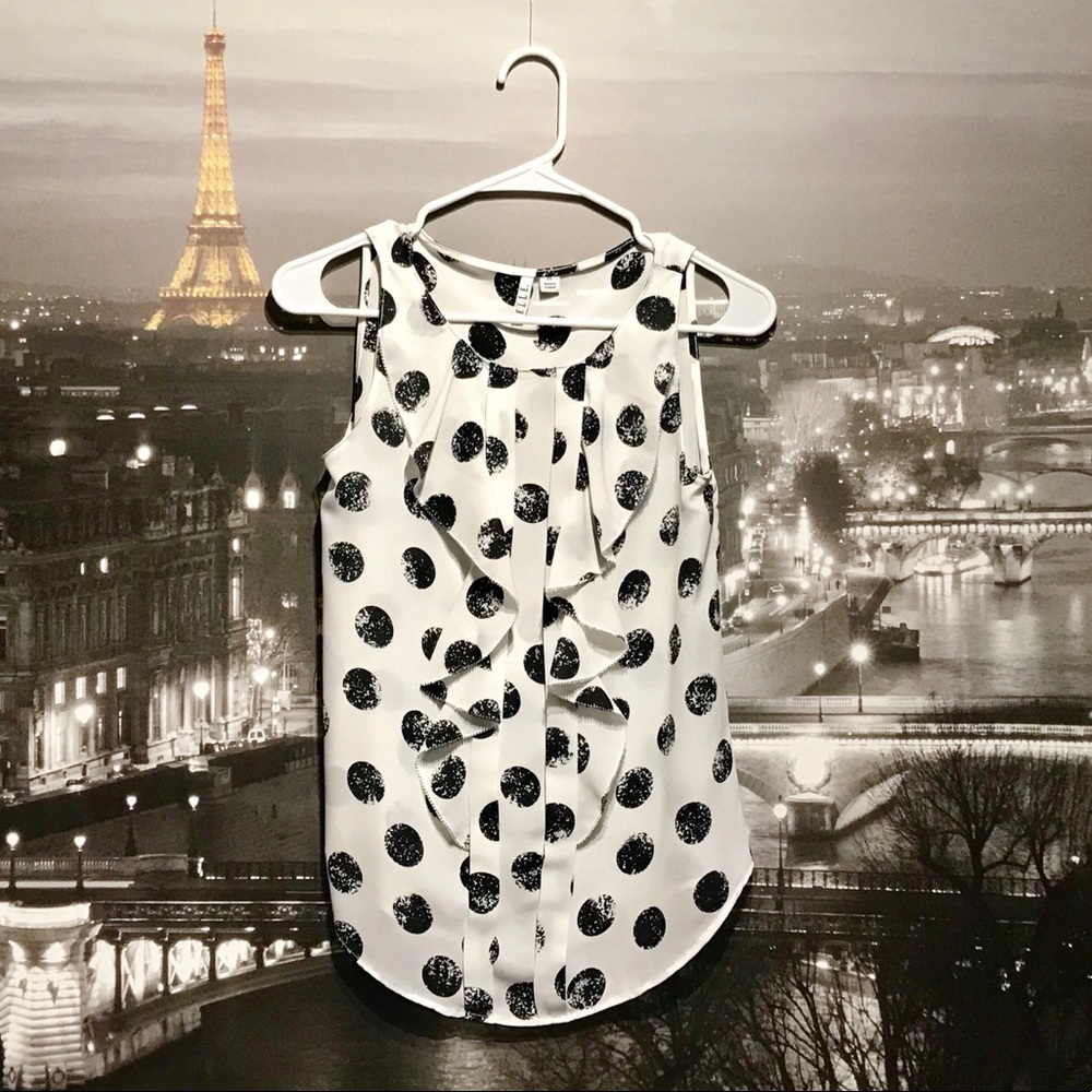 Elle White &Black sleeveless Women’s Blouse.